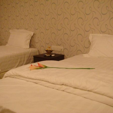 In@Hotel Τζόχορ Μπάχρου Εξωτερικό φωτογραφία